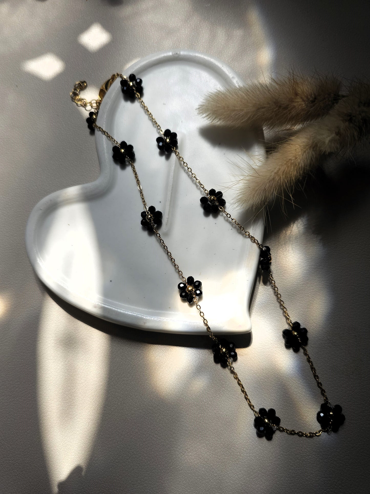 Cadena Willow Flowers